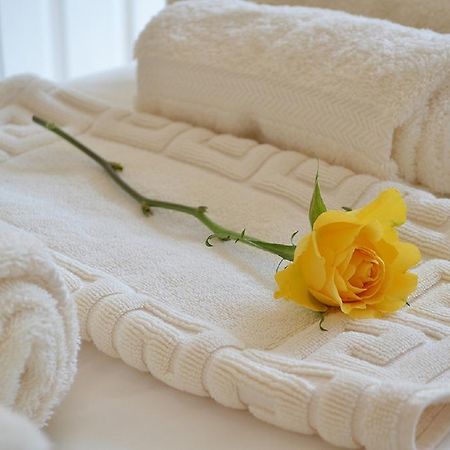 White Rose Guest House Тенби Екстериор снимка